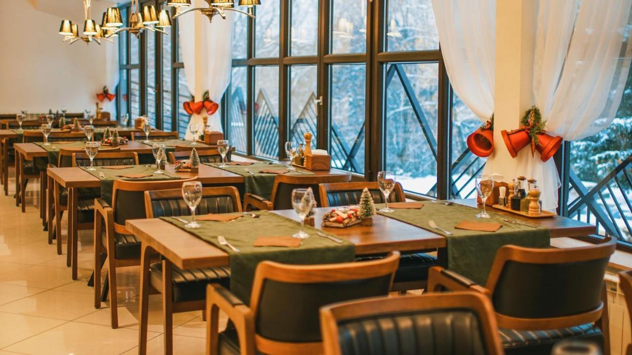 מוורובו Radika Mountain Resort מראה חיצוני תמונה