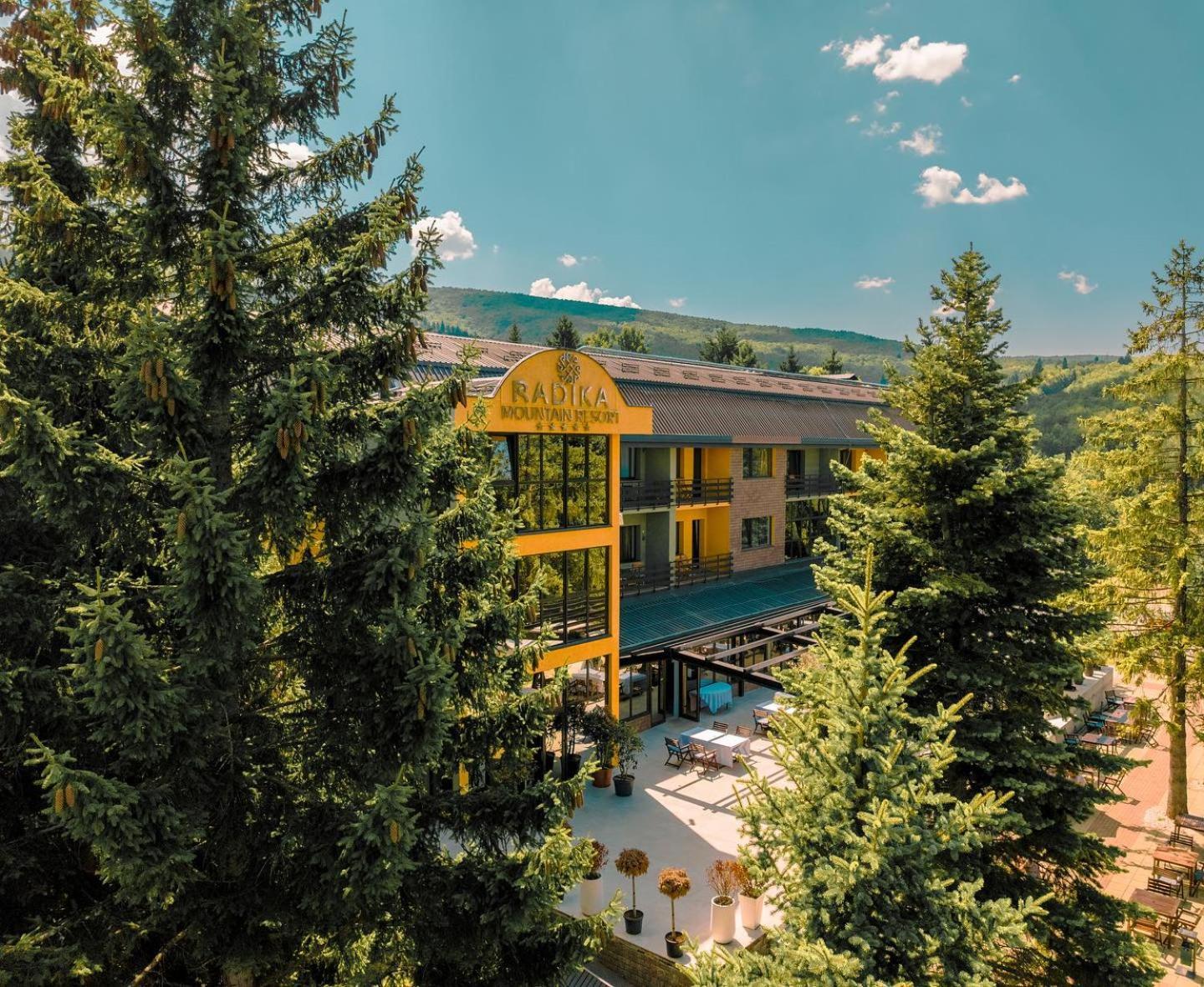מוורובו Radika Mountain Resort מראה חיצוני תמונה